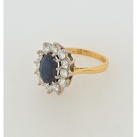 Pre Owned 18ct Gold Sapphire and Diamond Cluster Ring ZB168